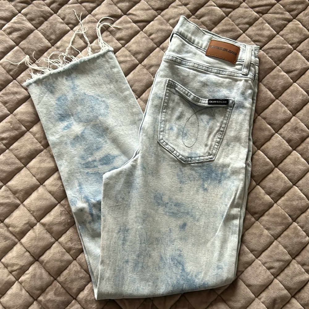 Women’s size 27 Calvin Klein jeans. The style is high Rise straight leg.
